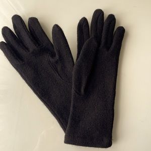 Free pair of gloves with a hat or coat purchase